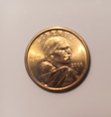 2000 D SACAGAWEA ONE DOLLAR COIN US LIBERTY GOLD COLOR UNCIRCULATED