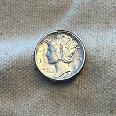 1927-D 10C Mercury Winged Liberty Silver Dime in Choice AU/BU Condition #MM
