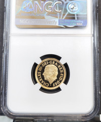 2022 GREAT BRITAIN GOLD 1/2 SOVEREIGN QE II MEMORIAL NGC PF 70 ULTRA CAMEO RARE